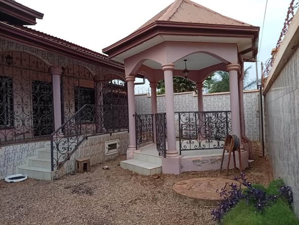 Location villa luxueuse à Odza, Yaoundé