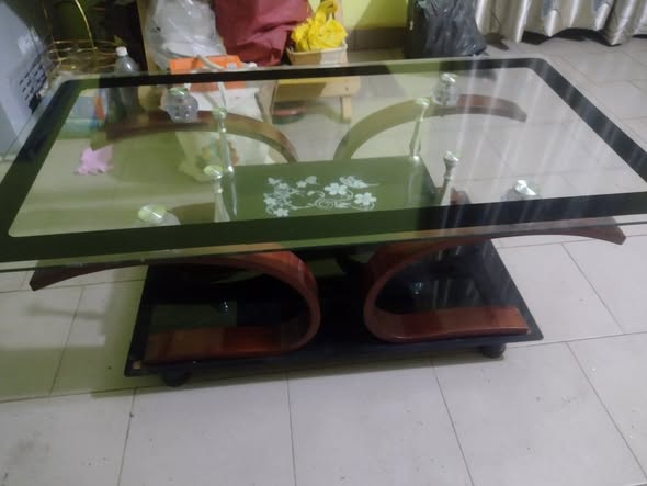 Grande Table vitrée VIP en vente
