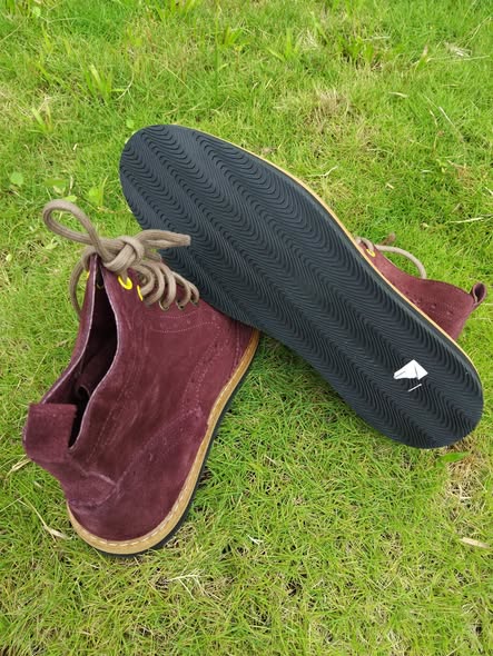 Très belle chaussure homme en cuir dain italien