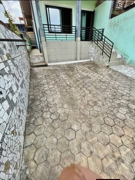 Appartement Individuel à Biyemassi TKC