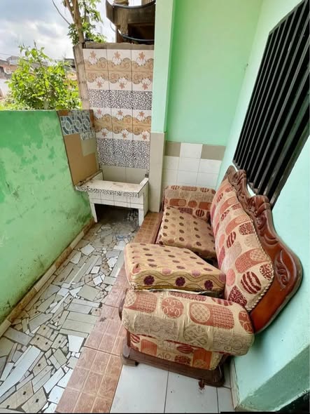 Appartement Individuel à Biyemassi TKC