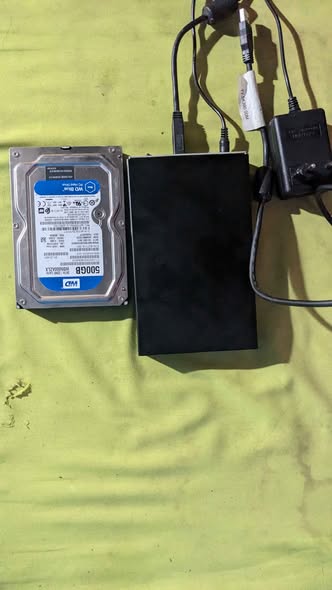 Deux disque dur desktop de 500gb chacun