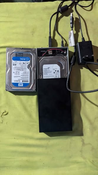 Deux disque dur desktop de 500gb chacun