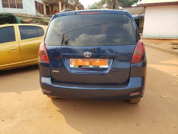 Corolla verso1 super propre