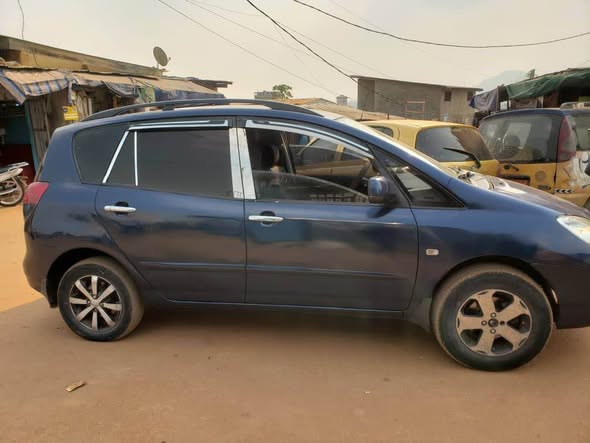 Corolla verso1 super propre