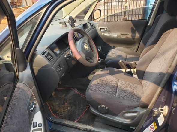 Corolla verso1 super propre
