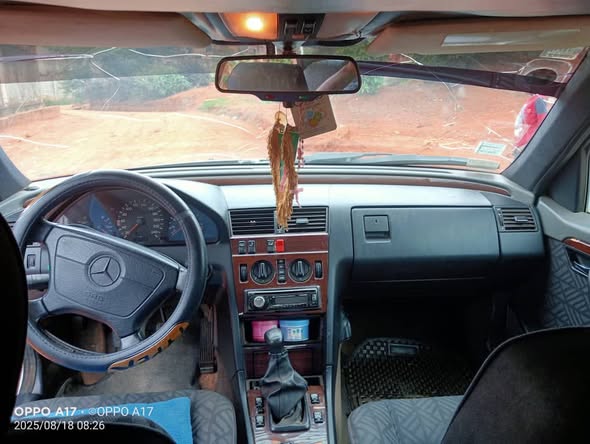 Mercedes 180 classe C-96 à vendre