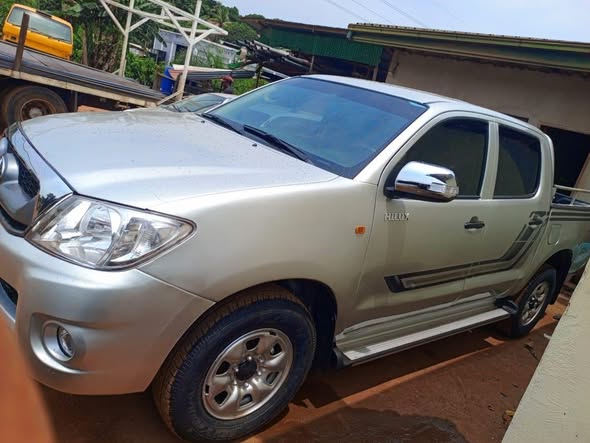 Pick-up Hilux 2012 à vendre