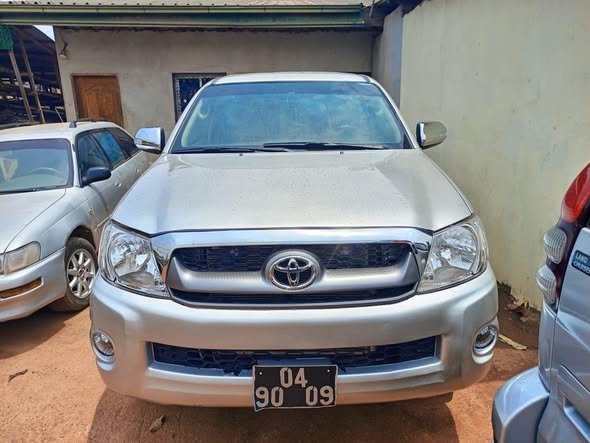 Pick-up Hilux 2012 à vendre