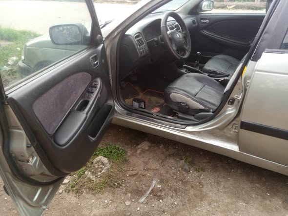 Toyota Avensis Berline 2002
