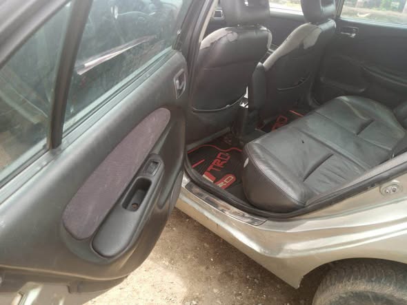 Toyota Avensis Berline 2002