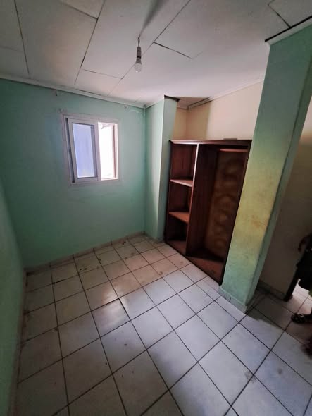 Studio moderne à louer à Odza