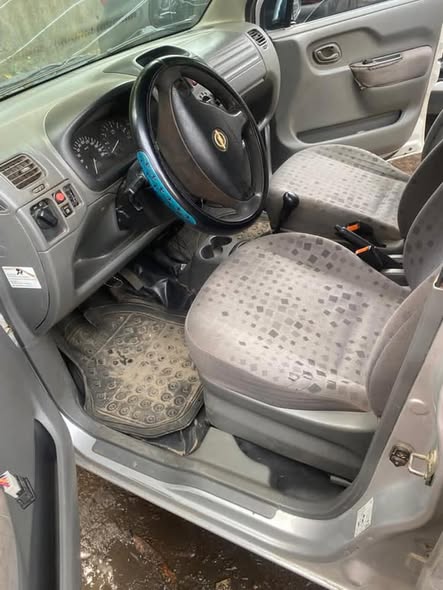 OPEL G WAGON hyper propre à vendre
