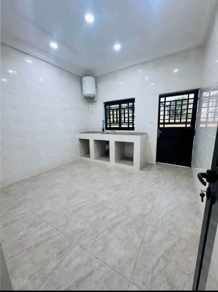Appartement moderne à louer à Odza