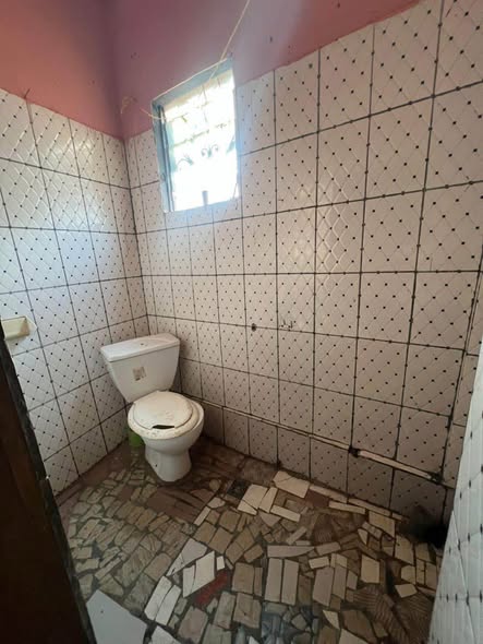 Chambre moderne à louer à Mendong