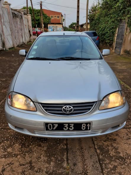 Toyota Avensis à vendre