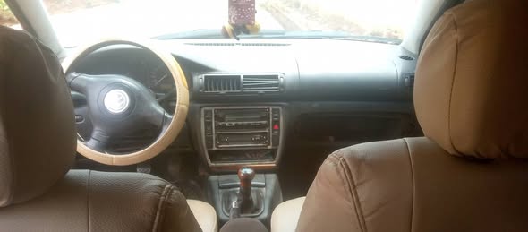 Voiture à vendre, moteur 100% ok