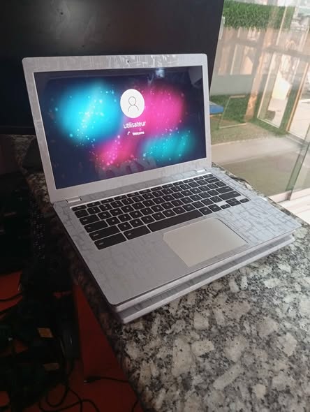 Laptop Toshiba 13,3 pouces – Windows 10 Pro – Promotion