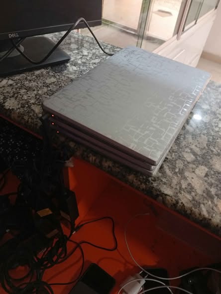 Laptop Toshiba 13,3 pouces – Windows 10 Pro – Promotion