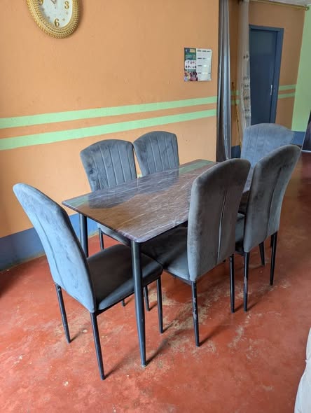 Salle à manger en mabre à vendre