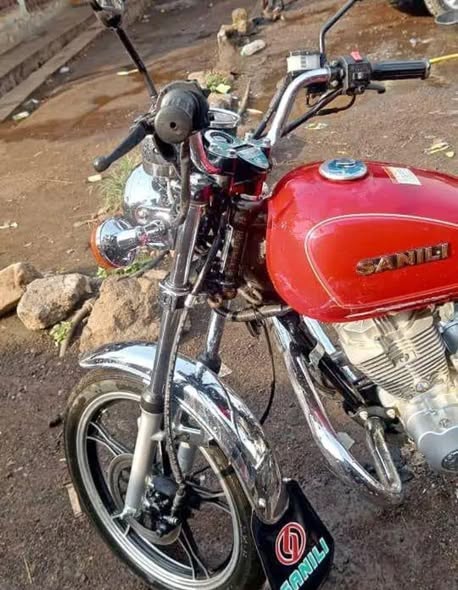 Moto Sanili point 6 à vendre
