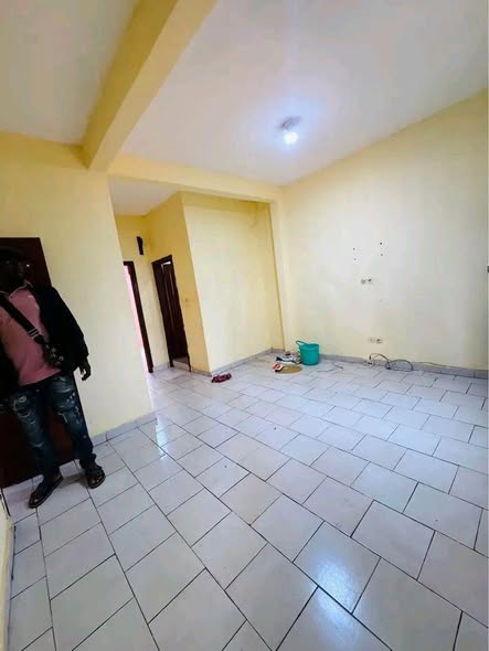 Studio moderne à louer à Damas