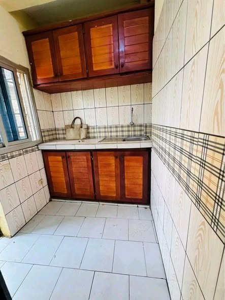Studio moderne à louer à Damas
