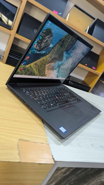 Lenovo ThinkPad P1 Gen 1 – Workstation Ultra Puissante