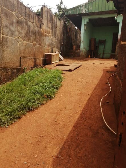 Grande villa à vendre à Bafoussam