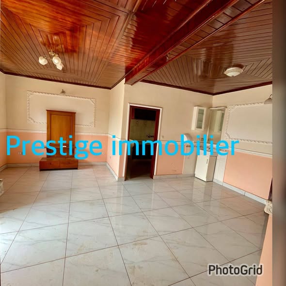 Appartement à louer à Yaoundé