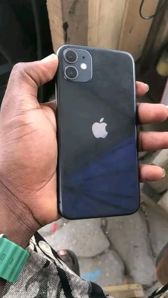 Iphone 11 à vendre à Bafoussam