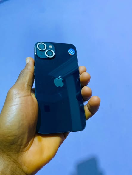 Disponible IOS 26.2.1 128Gb