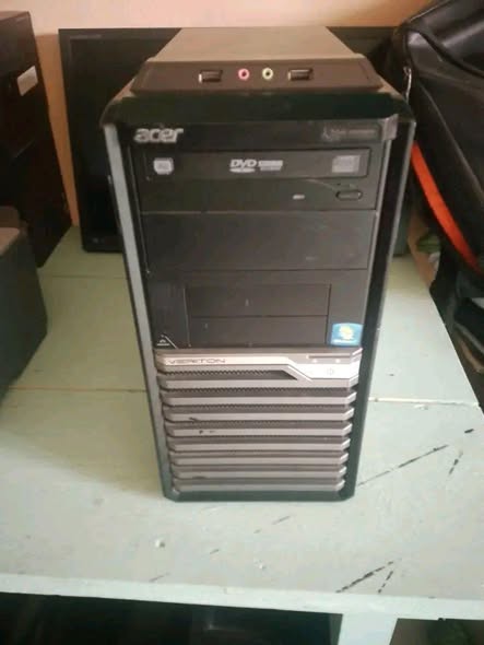 Unité centrale Acer Core i7