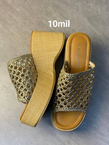 Promo fête de la femme - chaussures à petits prix