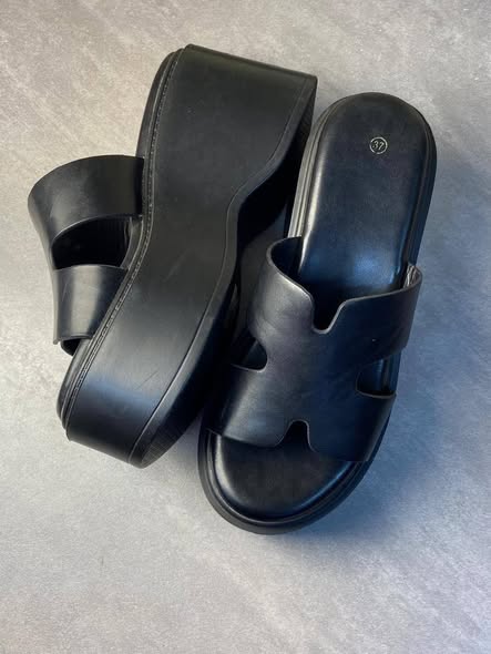 Promo fête de la femme - chaussures à petits prix