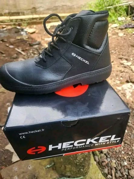 Chaussures de sécurité HECKEL neuves
