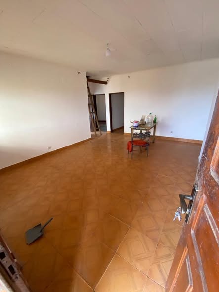 Appartement moderne à louer à Mendong
