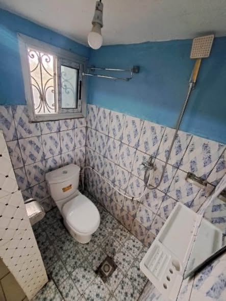 Chambre moderne à Odza