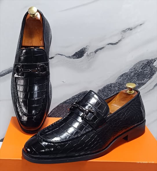SOLDE BOUTIQUE OOOOO 10000F partout