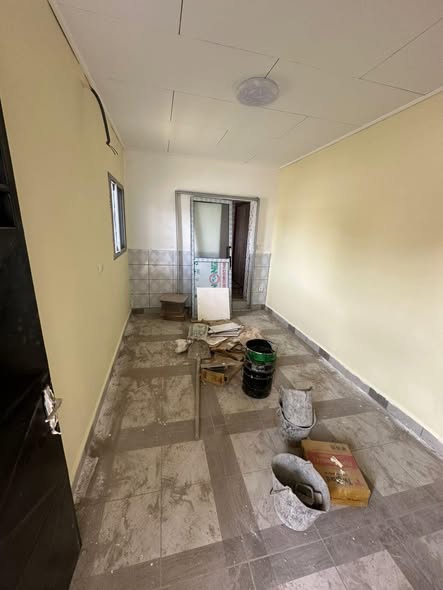 Jolie chambre moderne à l’étage