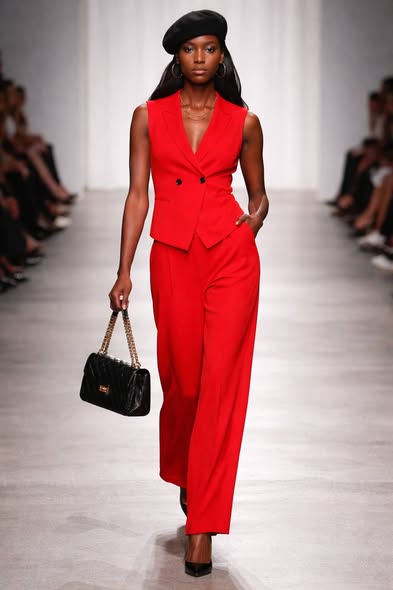 Ensemble dame classe Taille 42