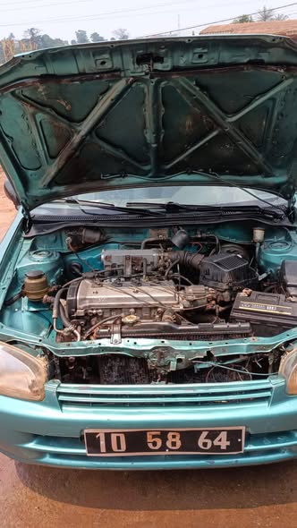 Toyota starlet coupe avion extrêmement propre