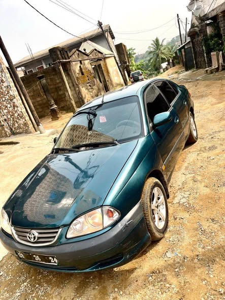 Toyota Avensis Berline 2002 à vendre