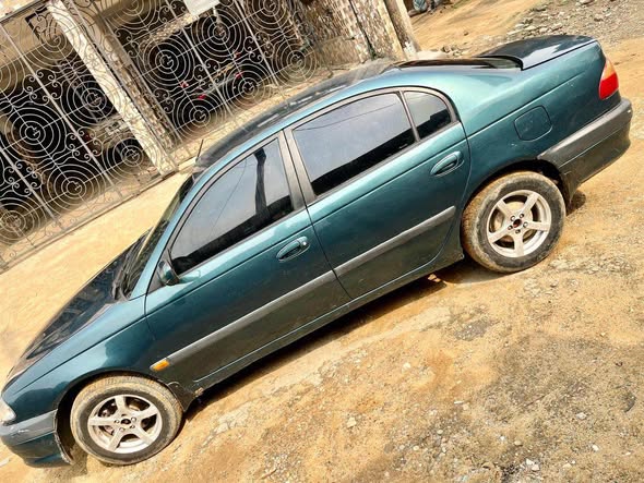 Toyota Avensis Berline 2002 à vendre