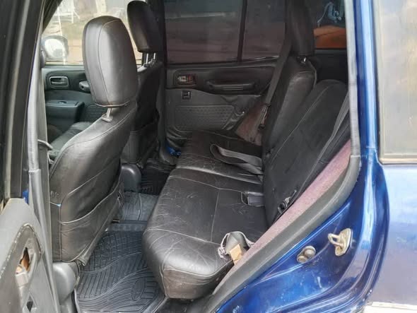 TOYOTA RAV4 ancien modèle 99 à vendre