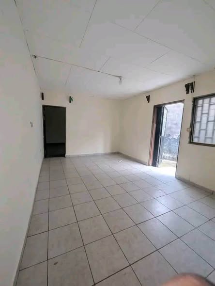 Studio moderne à louer à Damas