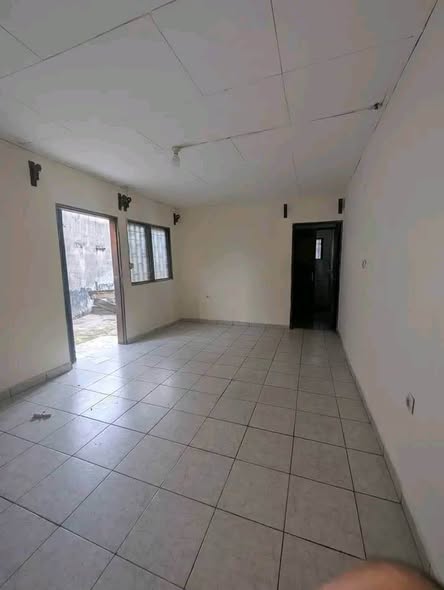 Studio moderne à louer à Damas