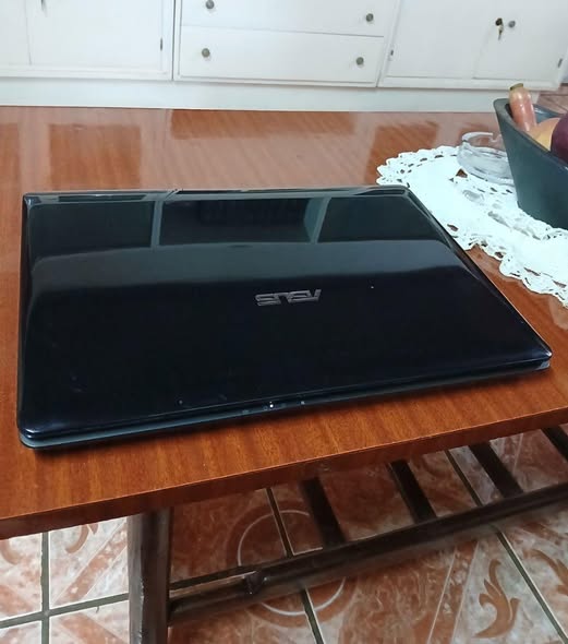 Core i5 Asus laptop for sale