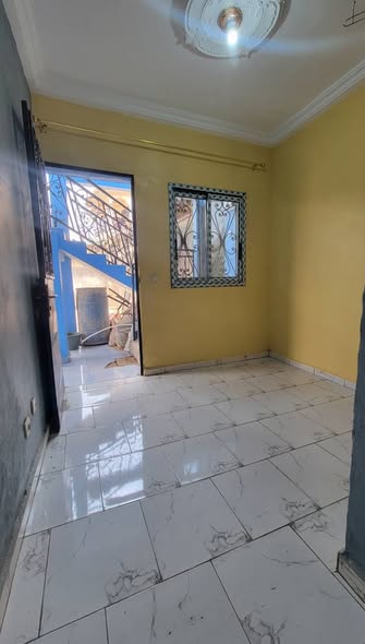 Chambre MODERNE à louer à Bafoussam
