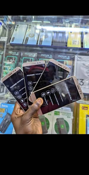 Huawei – 64Go / RAM 4Go + Power Bank Offert